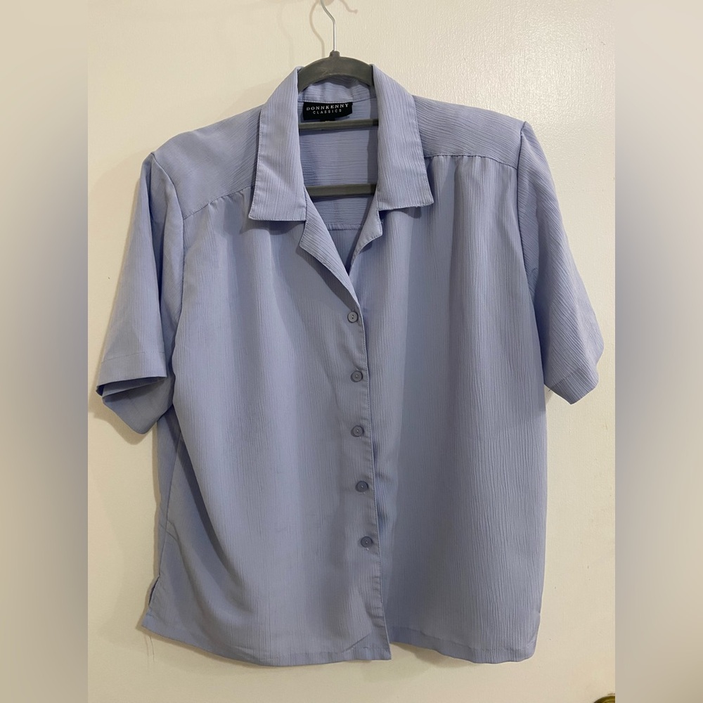 Donnkenny Light Purple Blouse size pXL button front short sleeve